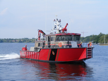 FireStrom 69 Fireboat